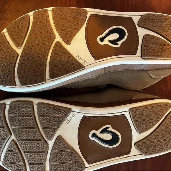 OluKai Puhalu Tan Loafers Slip-Ons Casual 10.5 - Picture 4 of 7